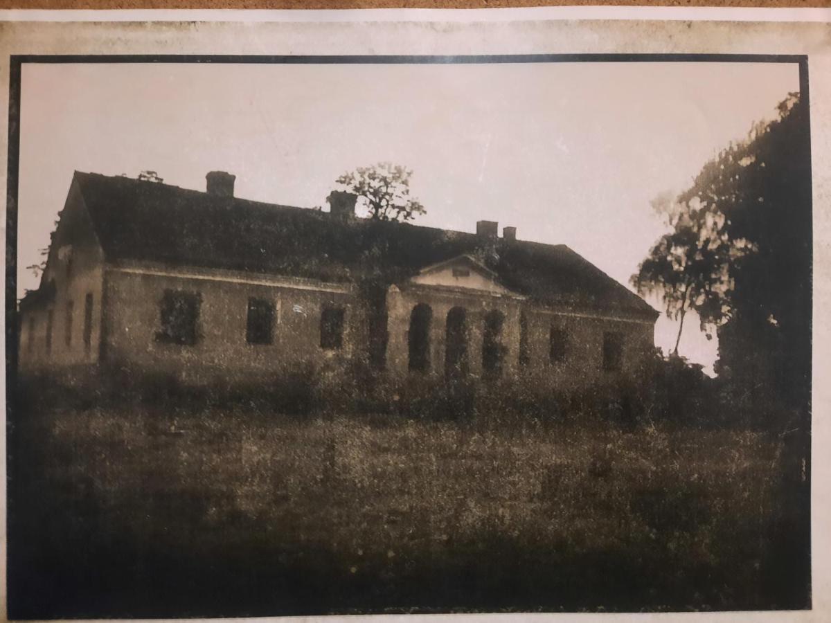 Przybysławice Dwor Na Wichrowym Wzgorzu Bed & Breakfast エクステリア 写真