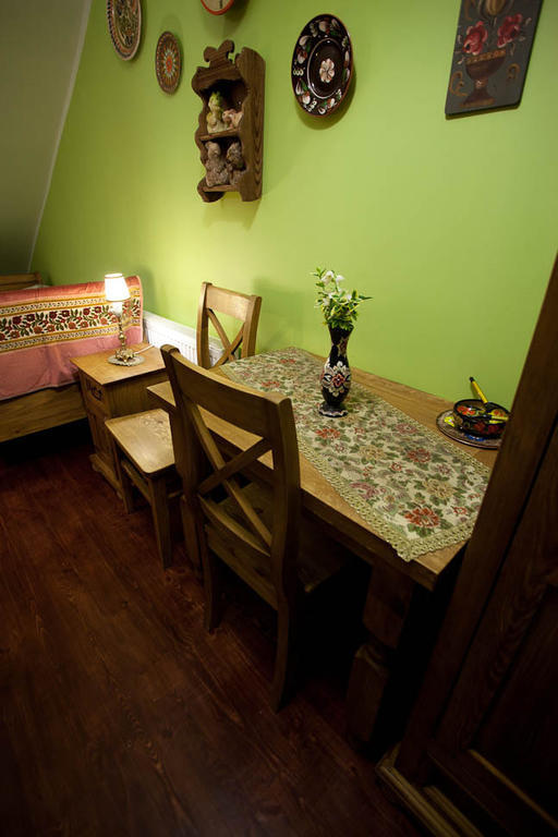 Przybysławice Dwor Na Wichrowym Wzgorzu Bed & Breakfast エクステリア 写真