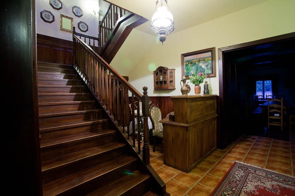 Przybysławice Dwor Na Wichrowym Wzgorzu Bed & Breakfast エクステリア 写真