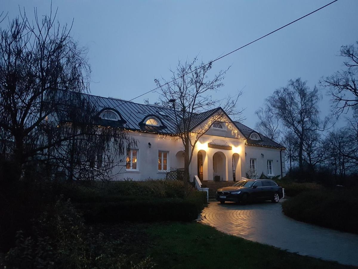 Przybysławice Dwor Na Wichrowym Wzgorzu Bed & Breakfast エクステリア 写真